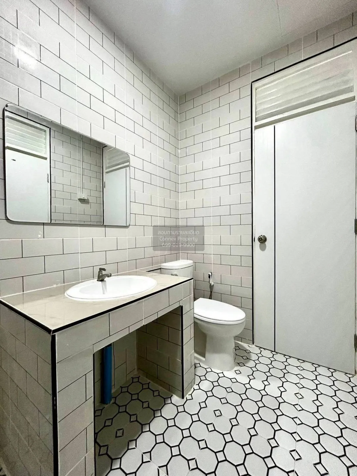 ขายทาวน์เฮ้าส์/ทาวน์โฮม  บ้านปิยวรารมย์ 1 รีโนเวทใหม่ บางบัวทอง บ