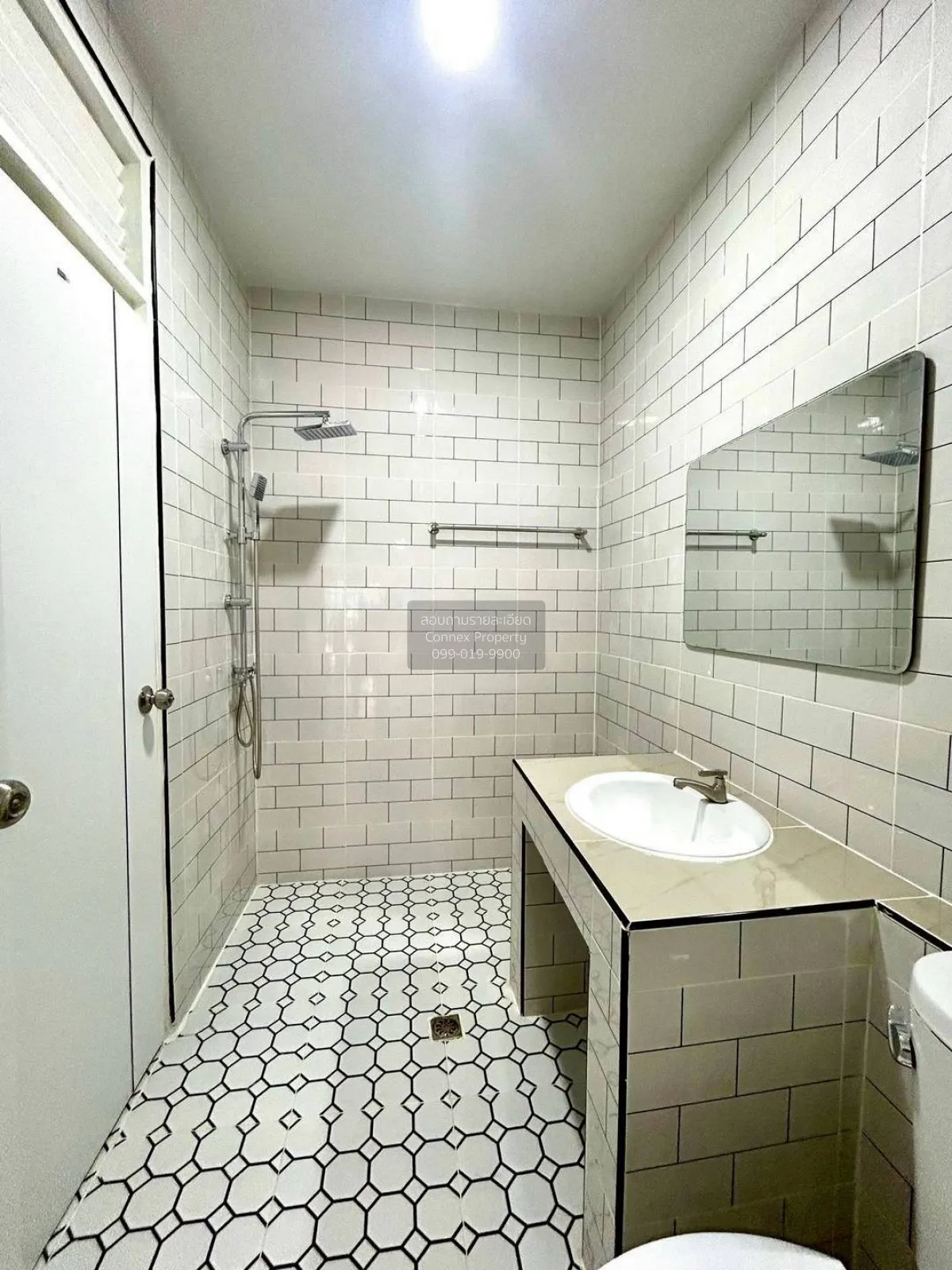 ขายทาวน์เฮ้าส์/ทาวน์โฮม  บ้านปิยวรารมย์ 1 รีโนเวทใหม่ บางบัวทอง บ