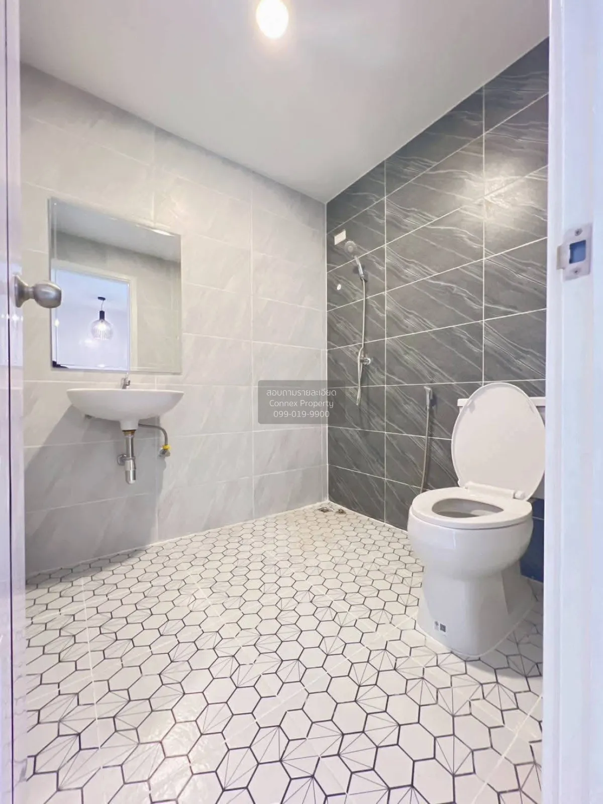 For Sale Townhouse/Townhome  , Pruksa Ville 43 Rama 5-Nakhon In ,