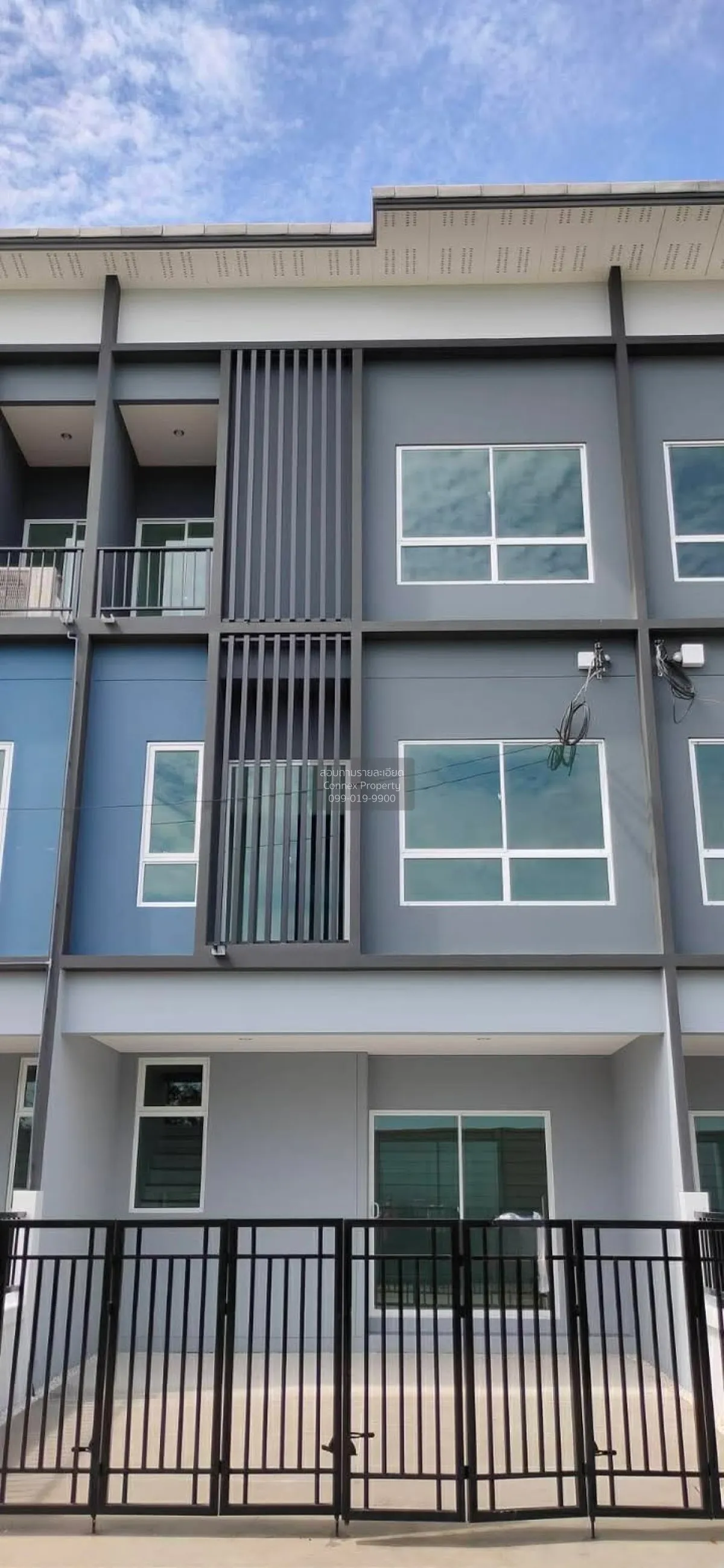 ขายบ้าน  สัมมากร อเวนิว สุวรรณภูมิ คลองสองต้นนุ่น เขต ลาดกระบัง ก 1