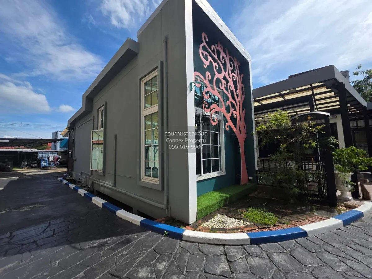 ขายบ้านเดี่ยว พร้อมโกดัง+อาคารสำนักงาน ลาดพร้าว 93/1 คลองเจ้าคุณส 1