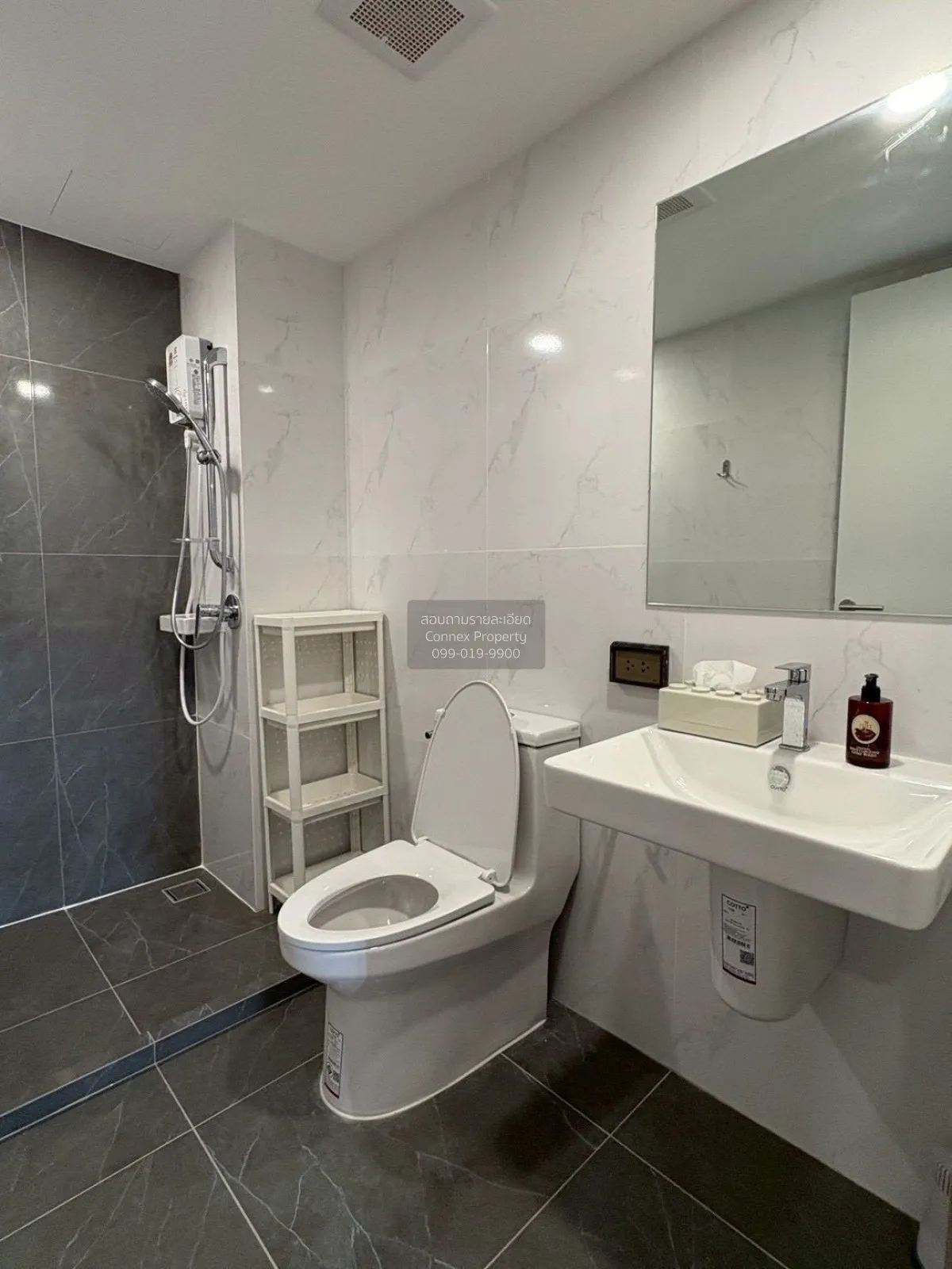 เช่าคอนโด  ออริจิ้น ปลั๊ก แอนด์ เพลย์ ศรีนครินทร์ MRT-ศรีด่าน (สา