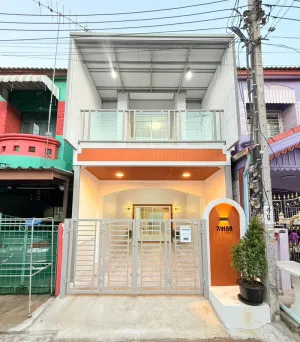 ขายทาวน์เฮ้าส์/ทาวน์โฮม  บ้านปิยวรารมย์ 3 ไทรน้อย ไทรน้อย นนทบุรี CX-149982