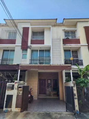 For Rent Townhouse/Townhome  , Thanapat Haus Sathorn - Narathiwas , Chong Nonsi , Yannawa , Bangkok , CX-150020
