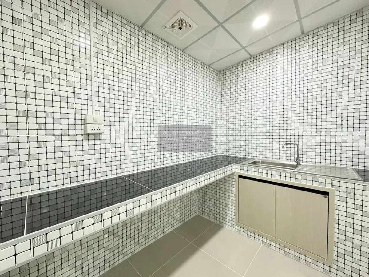 ขายทาวน์เฮ้าส์/ทาวน์โฮม  บ้านพฤกษา 3 บางบัวทอง รีโนเวทใหม่ บางคูร