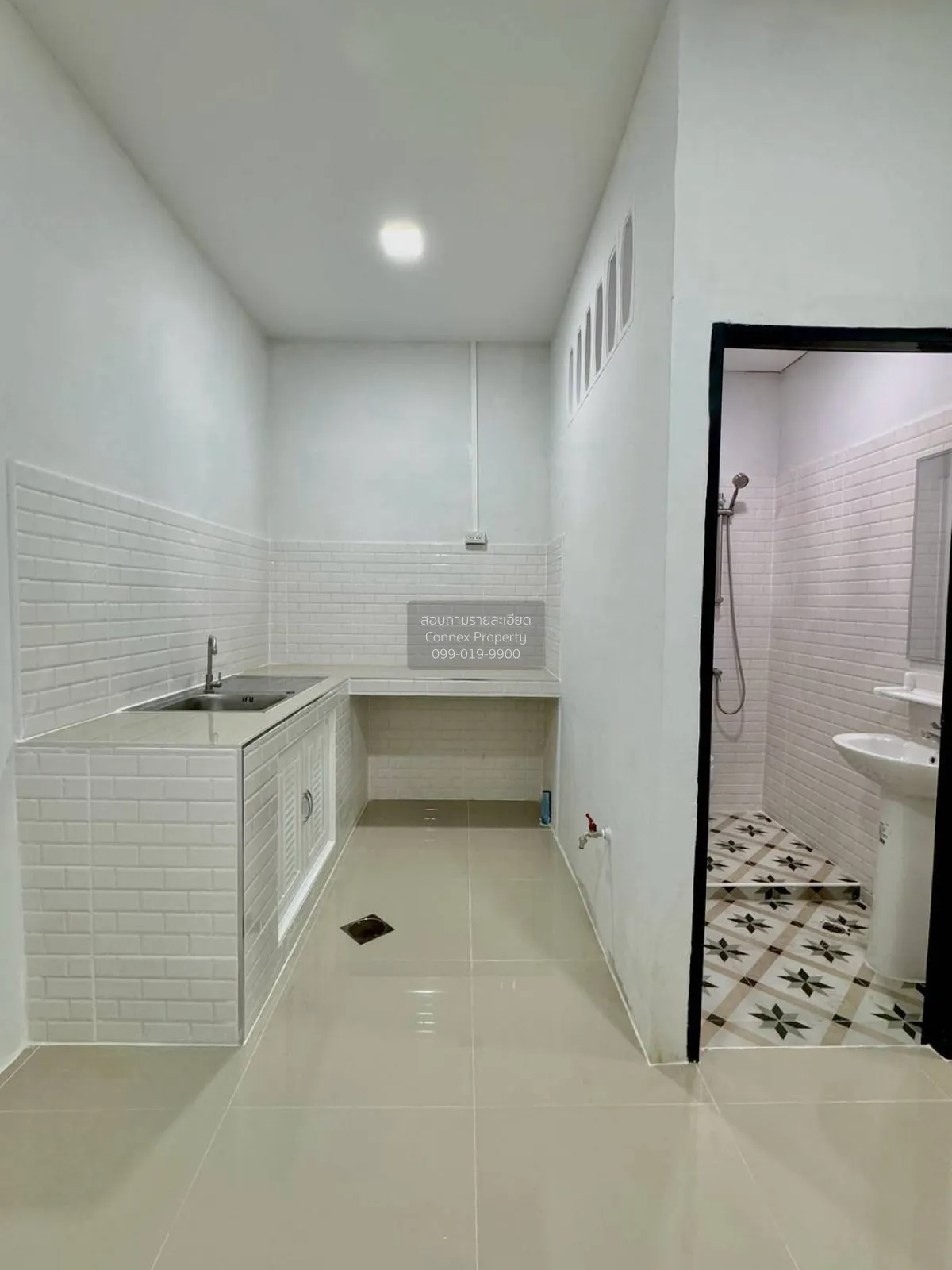 ขายทาวน์เฮ้าส์/ทาวน์โฮม  หมู่บ้านตะวันนา ชั้นสูง บางกระสอ เมืองนน