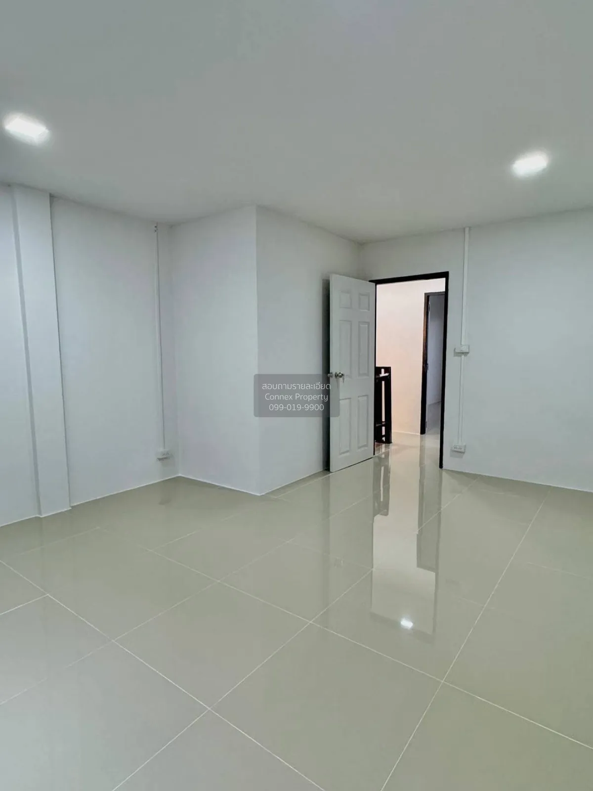 ขายทาวน์เฮ้าส์/ทาวน์โฮม  หมู่บ้านตะวันนา ชั้นสูง บางกระสอ เมืองนน