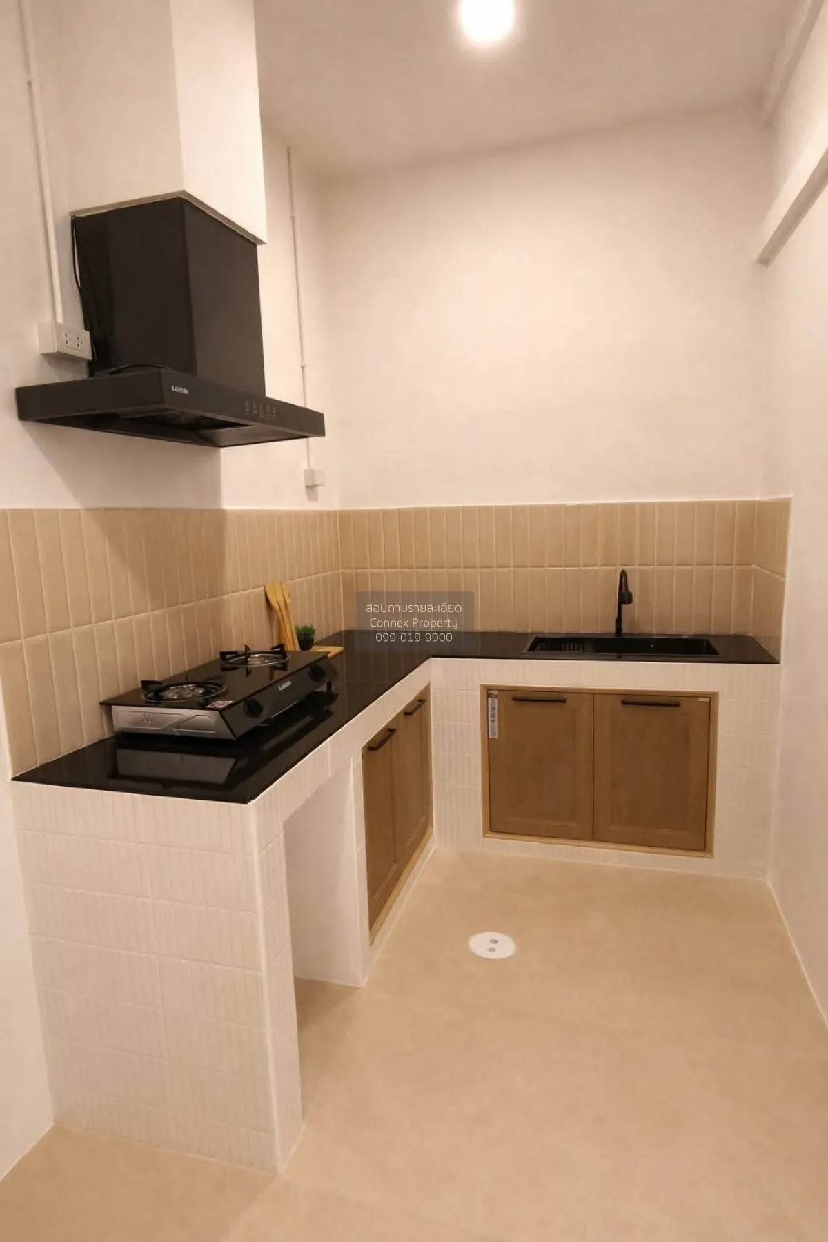 ขายทาวน์เฮ้าส์/ทาวน์โฮม  บ้านพฤกษา 33 บางบัวทอง ห้องมุม รีโนเวทให