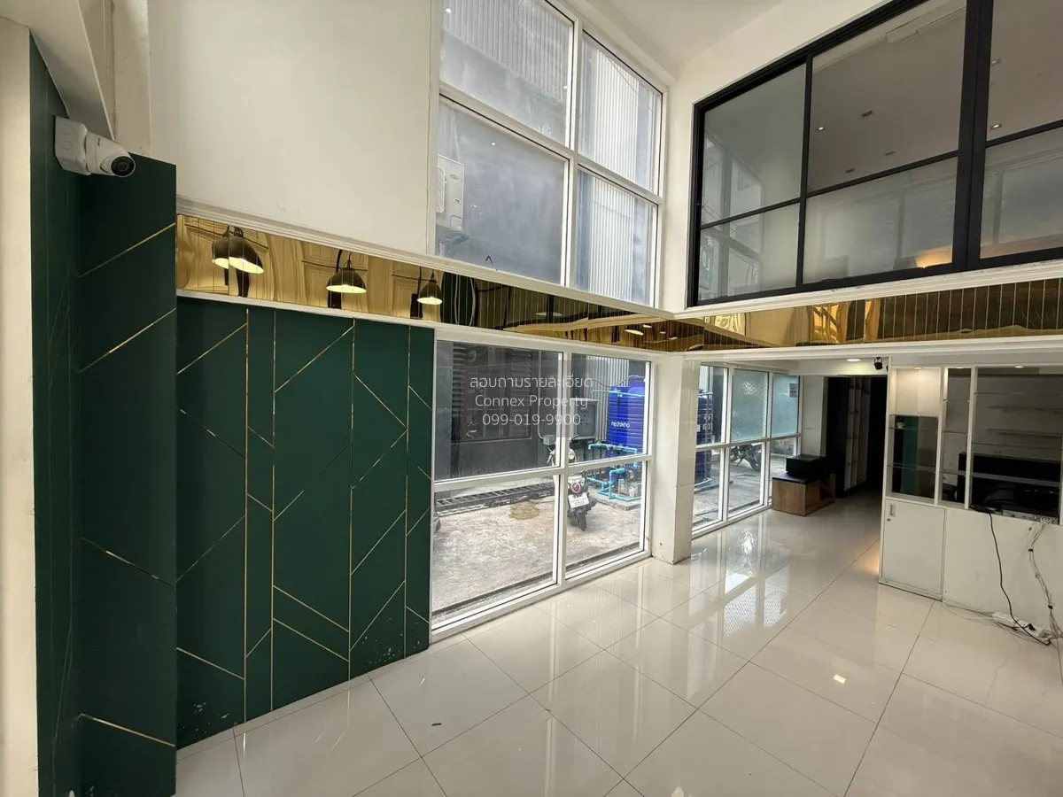 For Sale Commercial space , The Hub Phahol - Ari , Sam Sen Nai ,  3