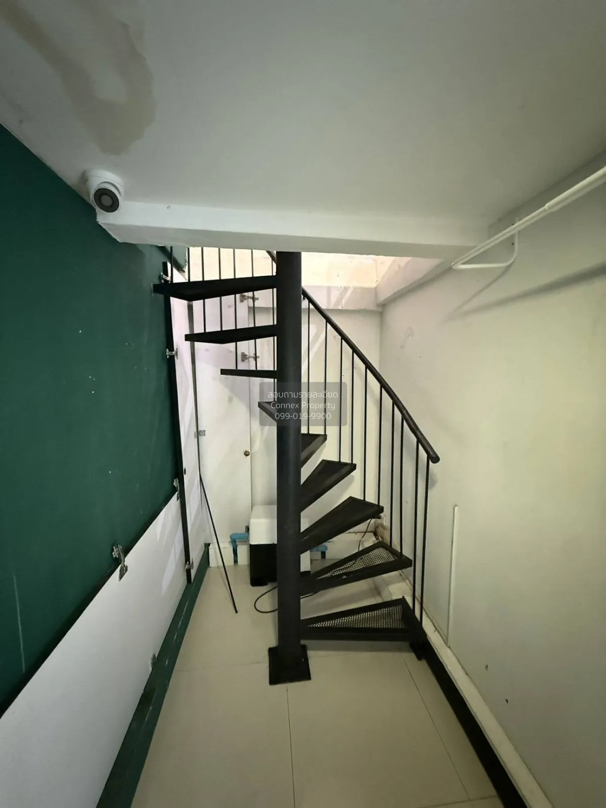 For Sale Commercial space , The Hub Phahol - Ari , Sam Sen Nai , 