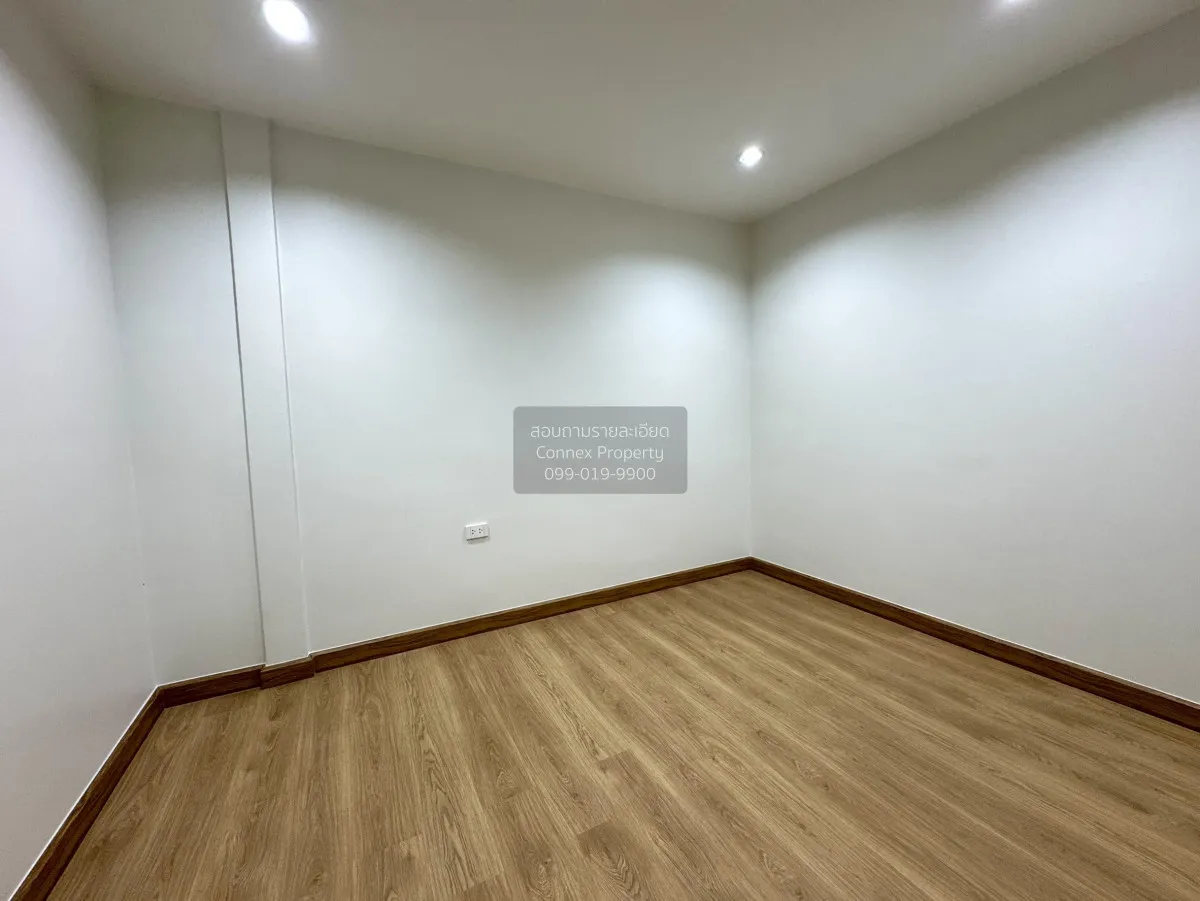 For Sale Townhouse/Townhome  , Baan Amornphan 9 , Lat Phrao , Lat