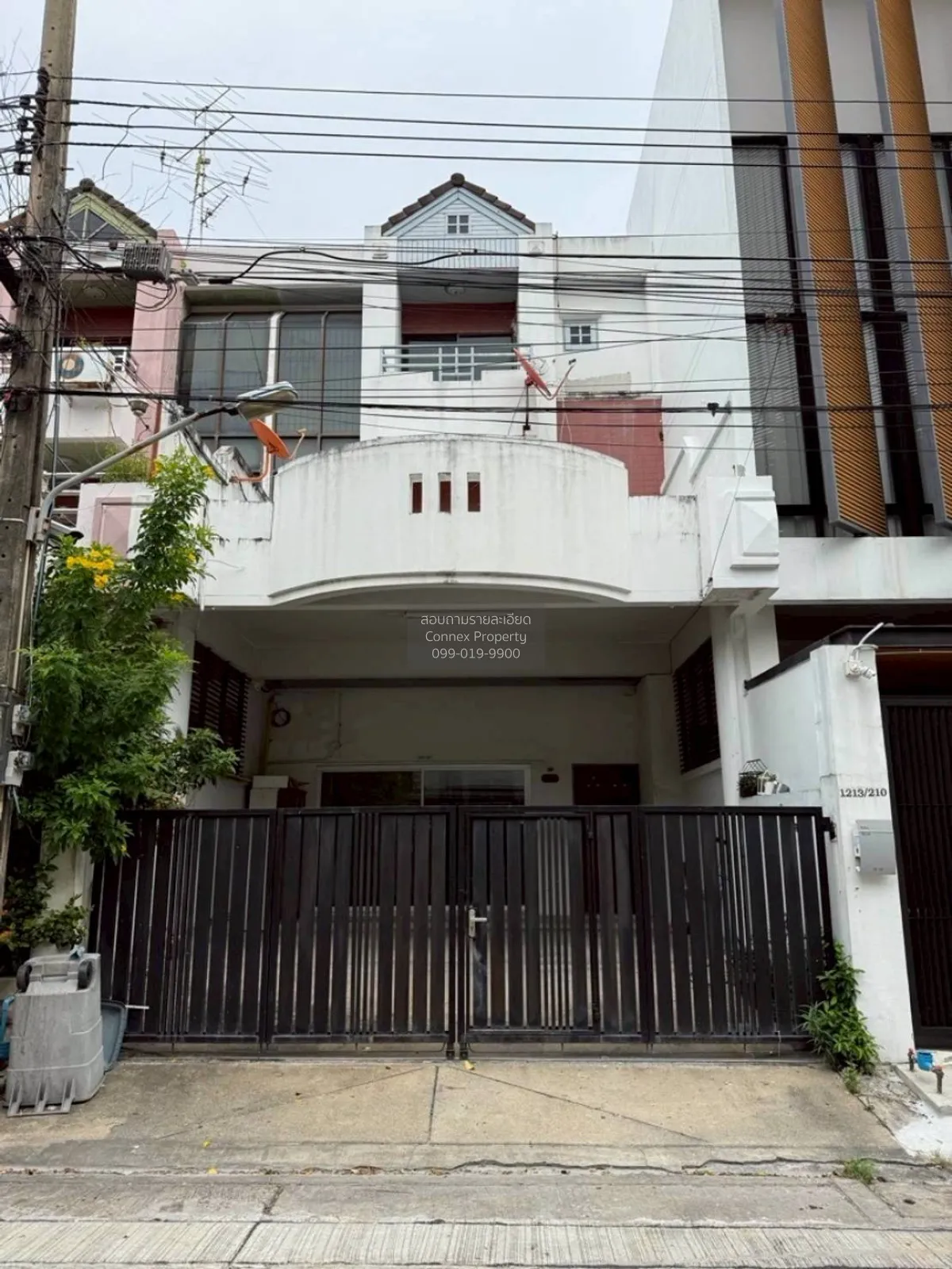 For Sale Townhouse/Townhome  , Sriwara Town in Town , Phlapphla , 1