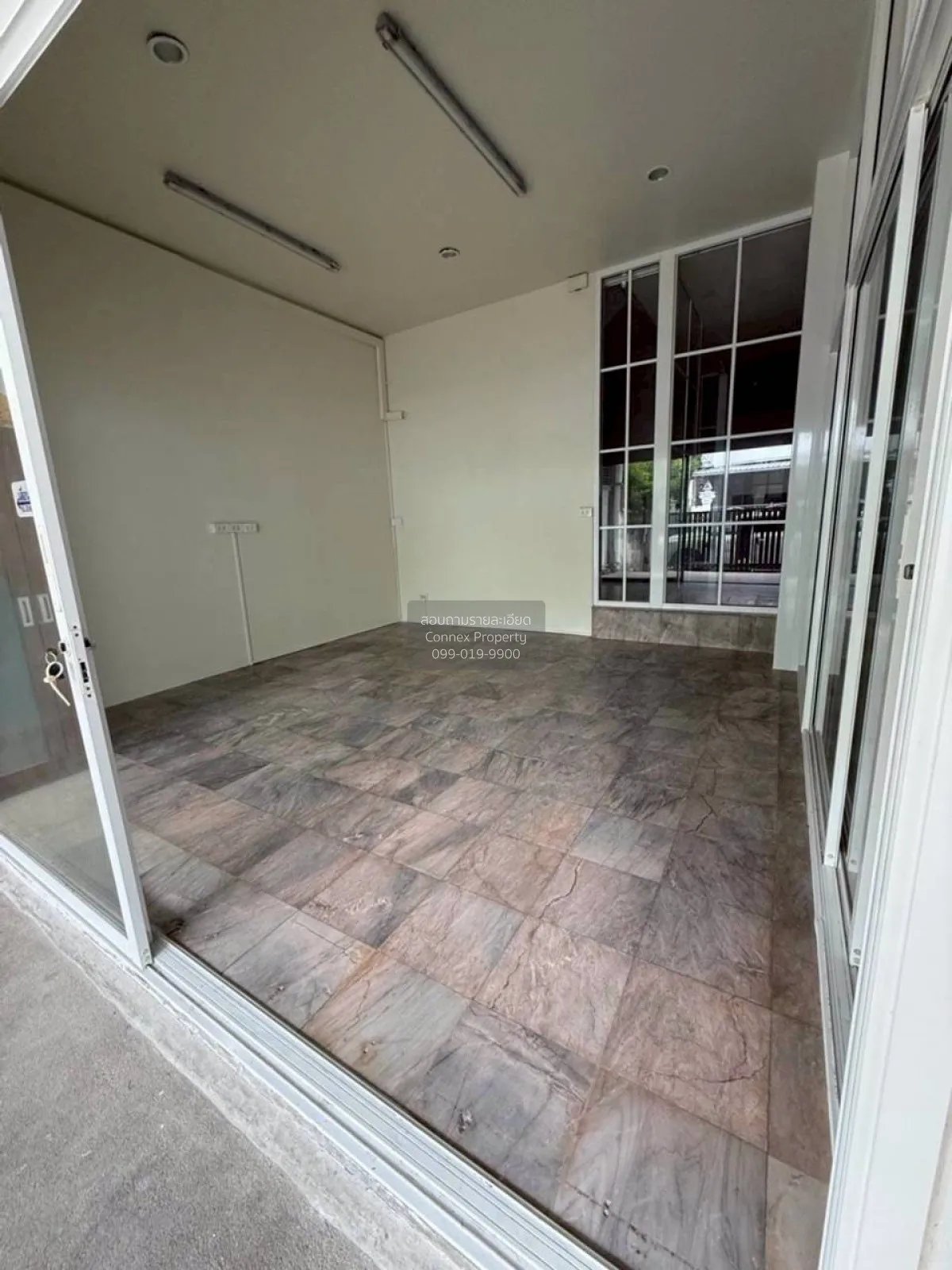 ขายทาวน์เฮ้าส์/ทาวน์โฮม  ศรีวรา ทาวน์อินทาวน์ พลับพลา เขต วังทองห 2