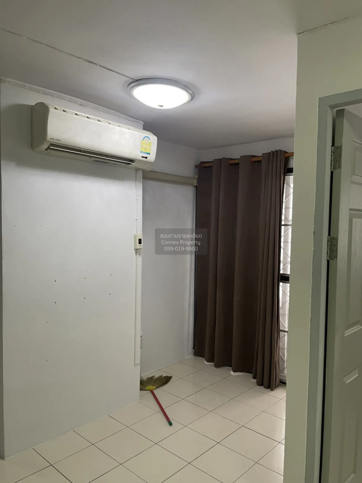 ขายคอนโด  อัสสกาญจน์เพลส ลาดพร้าว 85 คลองเจ้าคุณสิงห์ เขต วังทองห