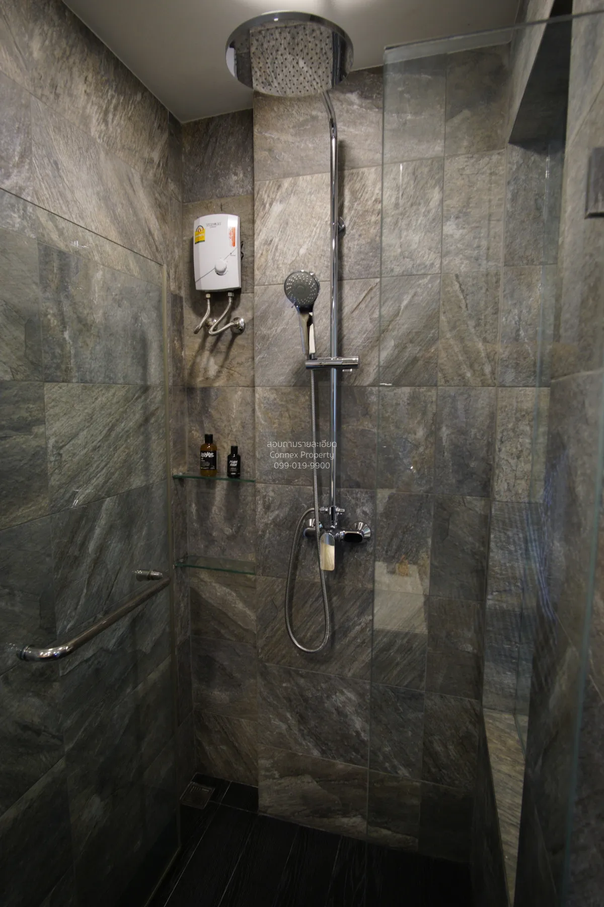 เช่าคอนโด  ริทึ่ม พหล - อารีย์ BTS-สะพานควาย สามเสนใน เขต พญาไท ก