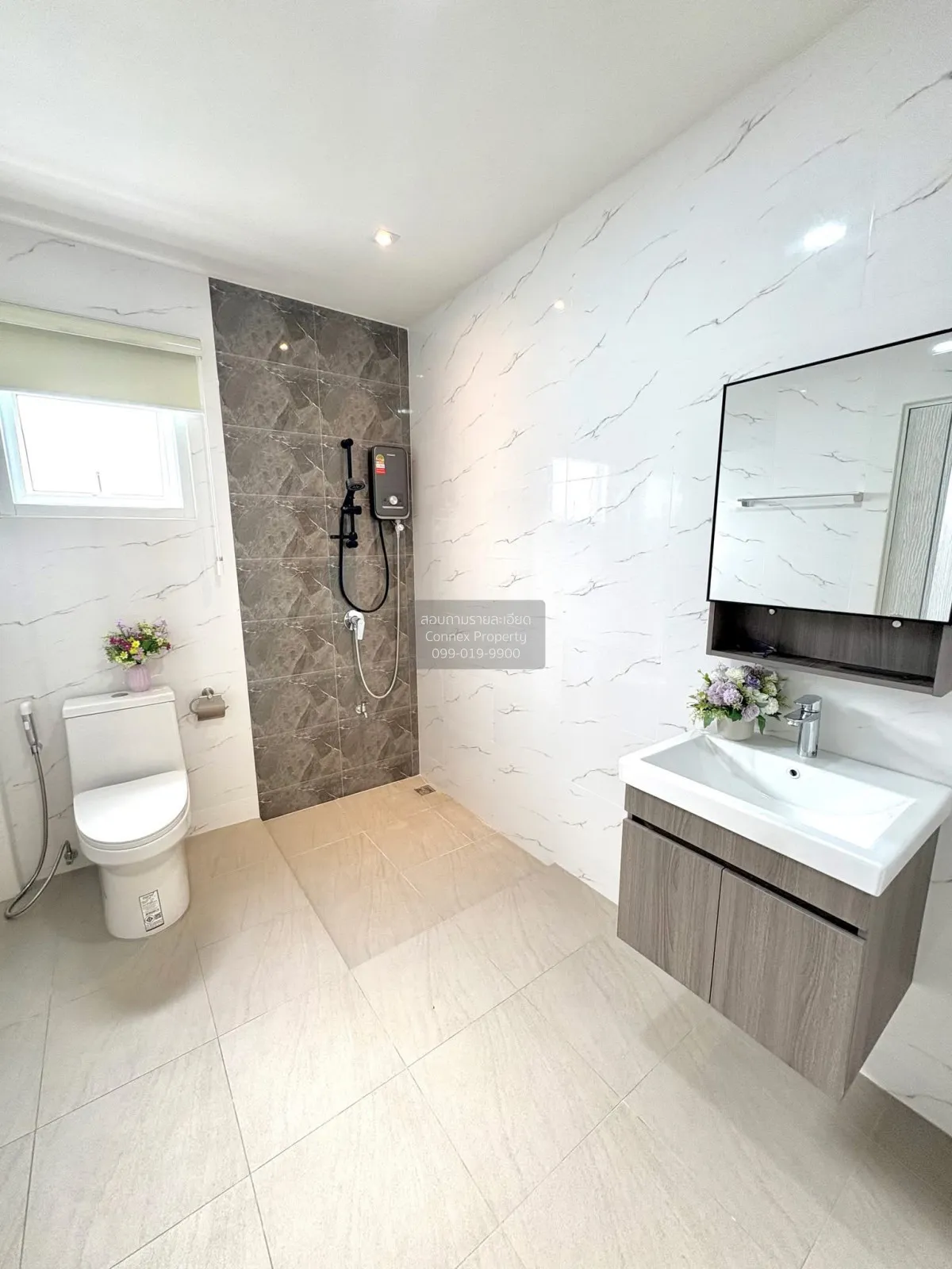 ขายทาวน์เฮ้าส์/ทาวน์โฮม  บ้านฟ้าปิยรมย์ เรือนหลวง ห้องมุม รีโนเวท