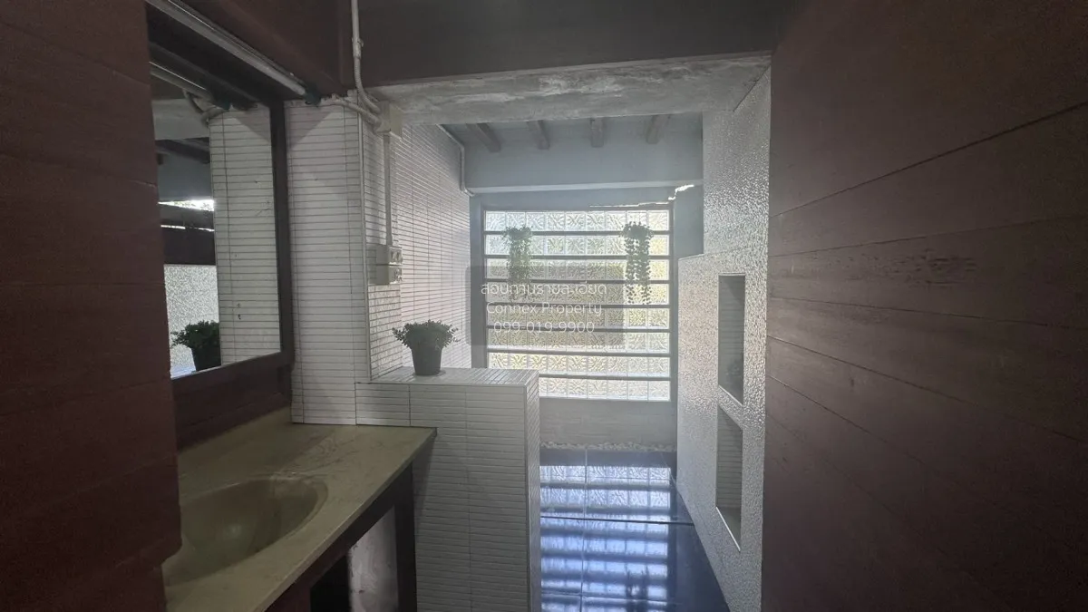 For Sale House , Krisadanakorn 20 Pinklao , Salathammasop Sop , T