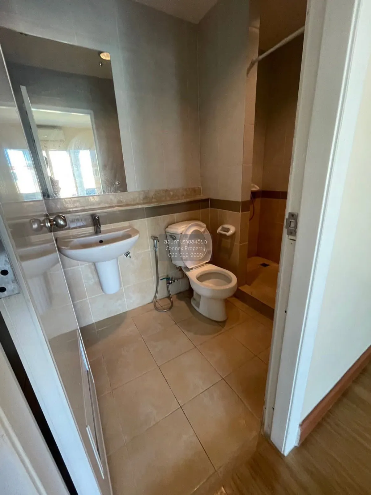 ขายทาวน์เฮ้าส์/ทาวน์โฮม  บ้านภุมริน รังสิต หน้ากว้าง คูคต ลำลูกกา