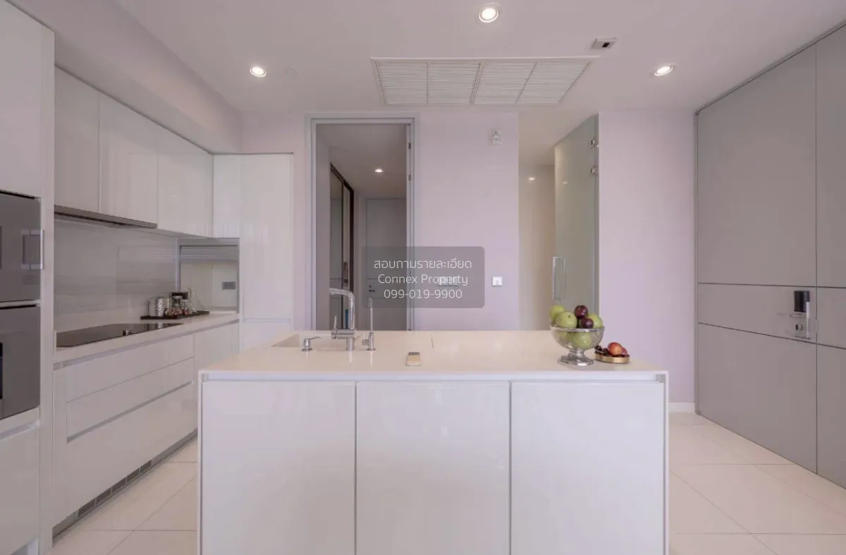 For Sale Condo , Vittorio Sukhumvit 39 , nice view , corner unit  3