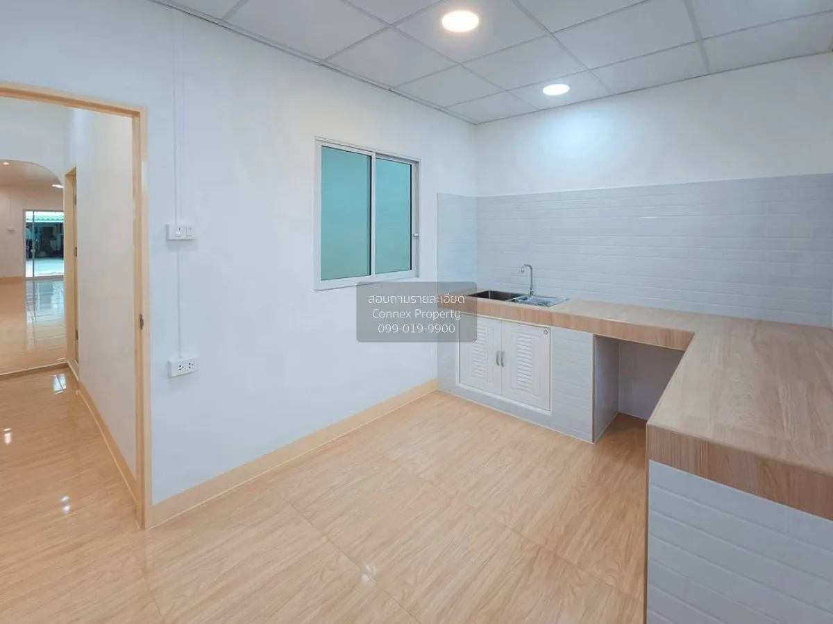 ขายทาวน์เฮ้าส์/ทาวน์โฮม  อิมพีเรียล เพลส หน้ากว้าง รีโนเวทใหม่ พิ