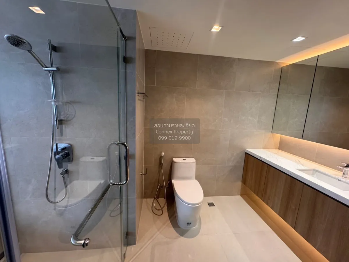 เช่าคอนโด  เลค อเวนิว วิวสวย หน้ากว้าง BTS-อโศก วัฒนา เขต คลองเตย