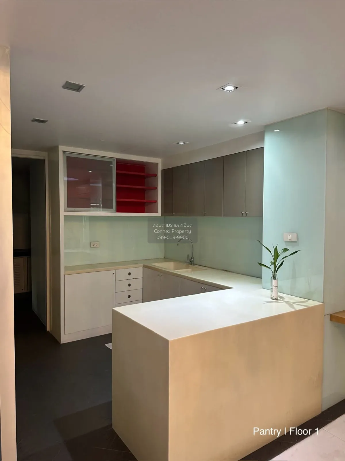 เช่าทาวน์เฮ้าส์ 4 ชั้นให้เช่า ใกล้บีทีเอสเพลินจิต ลุมพินี เขต ปทุ 4