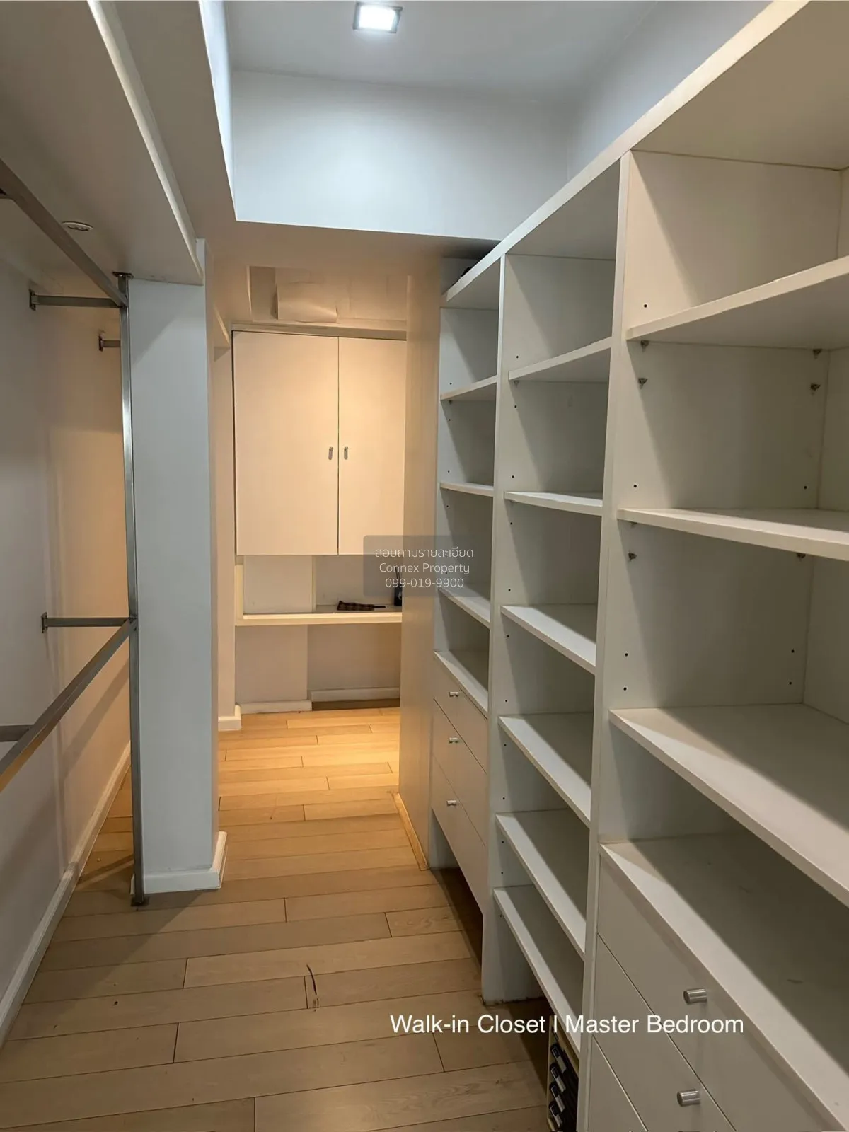 For Rent 4-storey townhouse for rent 10 mins walk to BTS pleonjit