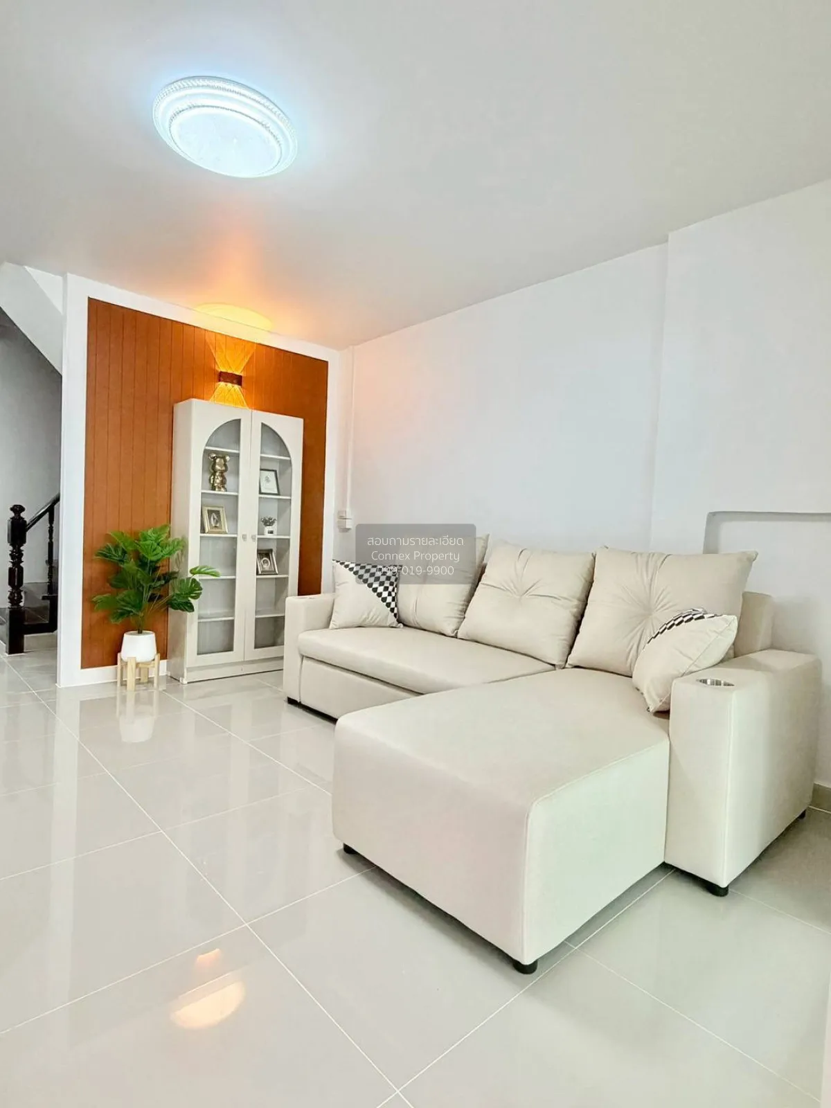 ขายทาวน์เฮ้าส์/ทาวน์โฮม  เฉลิมรัชดา รีโนเวทใหม่ บางศรีเมือง เมือง