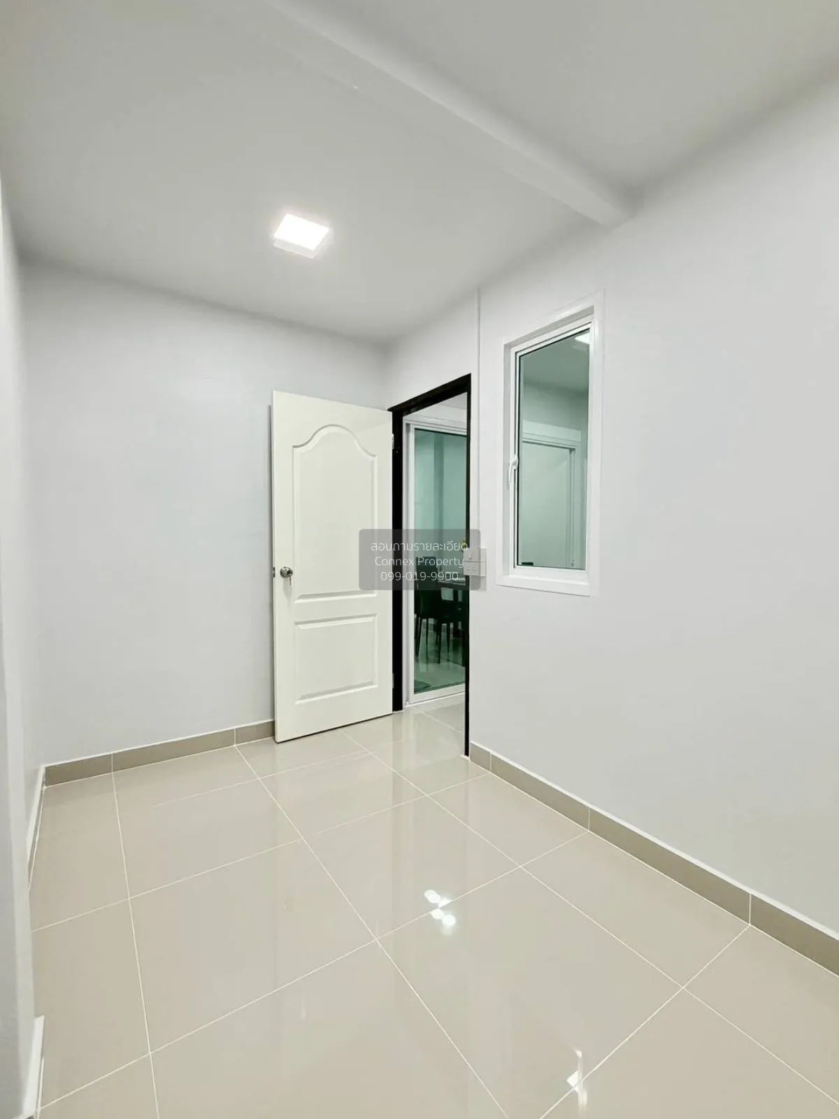 ขายทาวน์เฮ้าส์/ทาวน์โฮม  เฉลิมรัชดา รีโนเวทใหม่ บางศรีเมือง เมือง