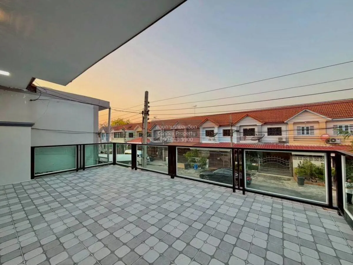 ขายทาวน์เฮ้าส์/ทาวน์โฮม  บ้านบัวทอง 4 บ้านกล้วย-ไทรน้อย รีโนเวทให