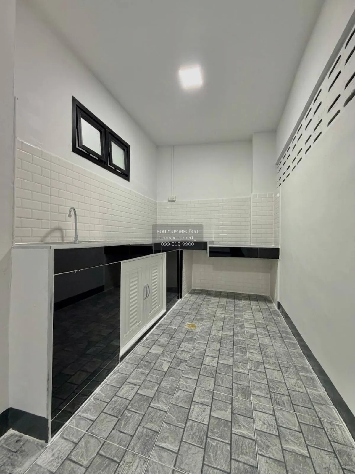 For Sale Townhouse/Townhome  , Baan Buathong 4 Baan Kluay-Sai Noi