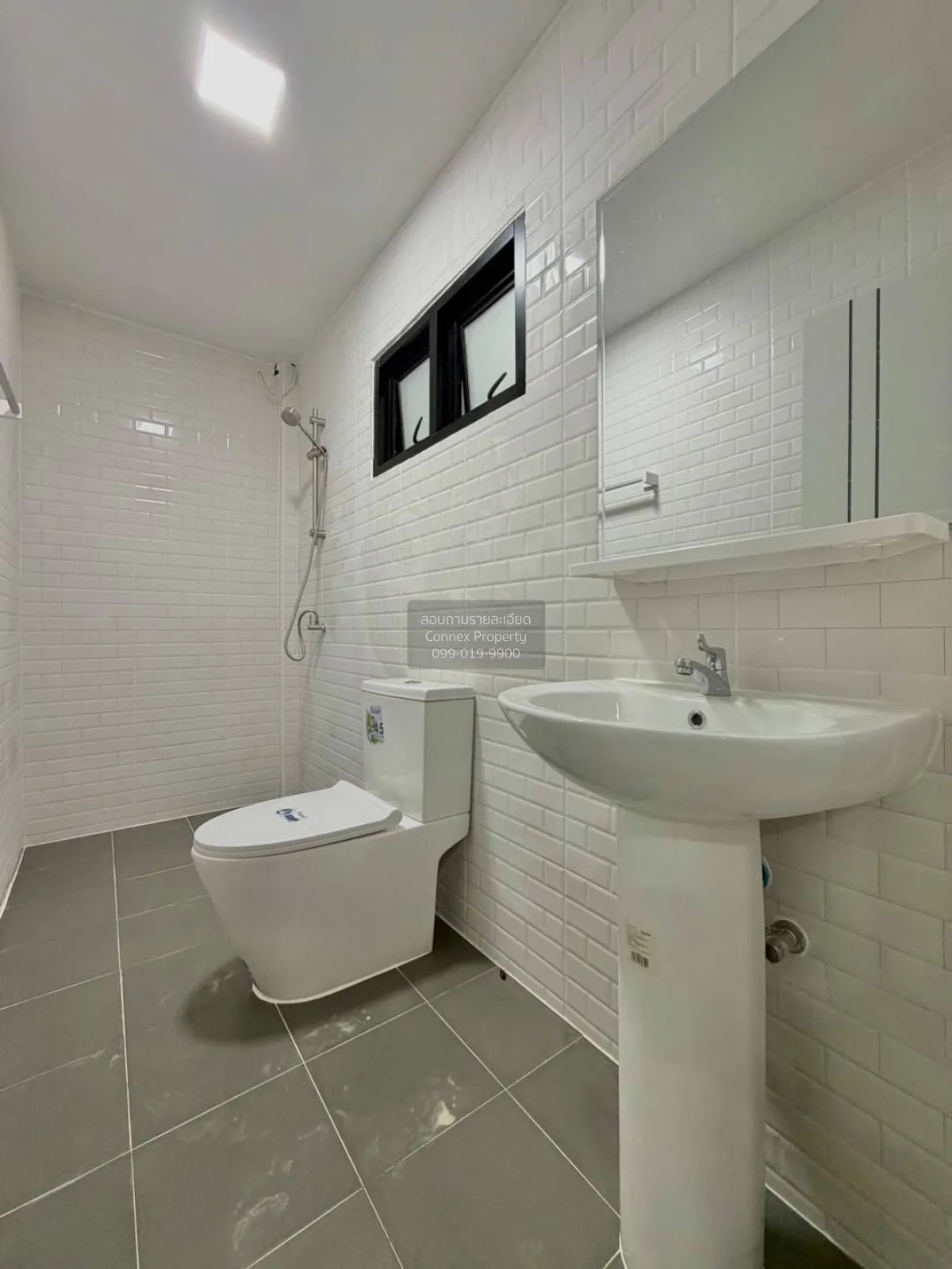 For Sale Townhouse/Townhome  , Baan Buathong 4 Baan Kluay-Sai Noi