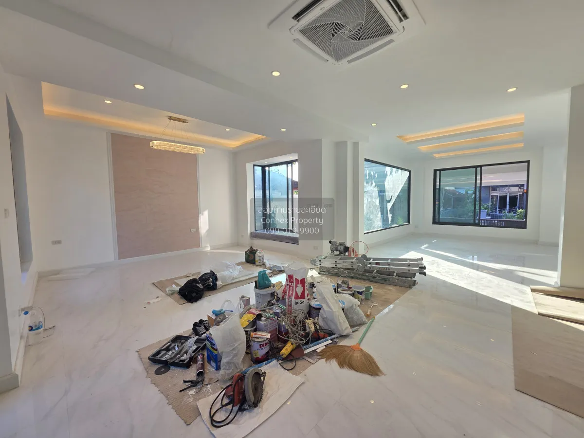 ขายบ้าน  ลัดดารมย์ ปิ่นเกล้า รีโนเวทใหม่ บางคูเวียง บางกรวย นนทบุ