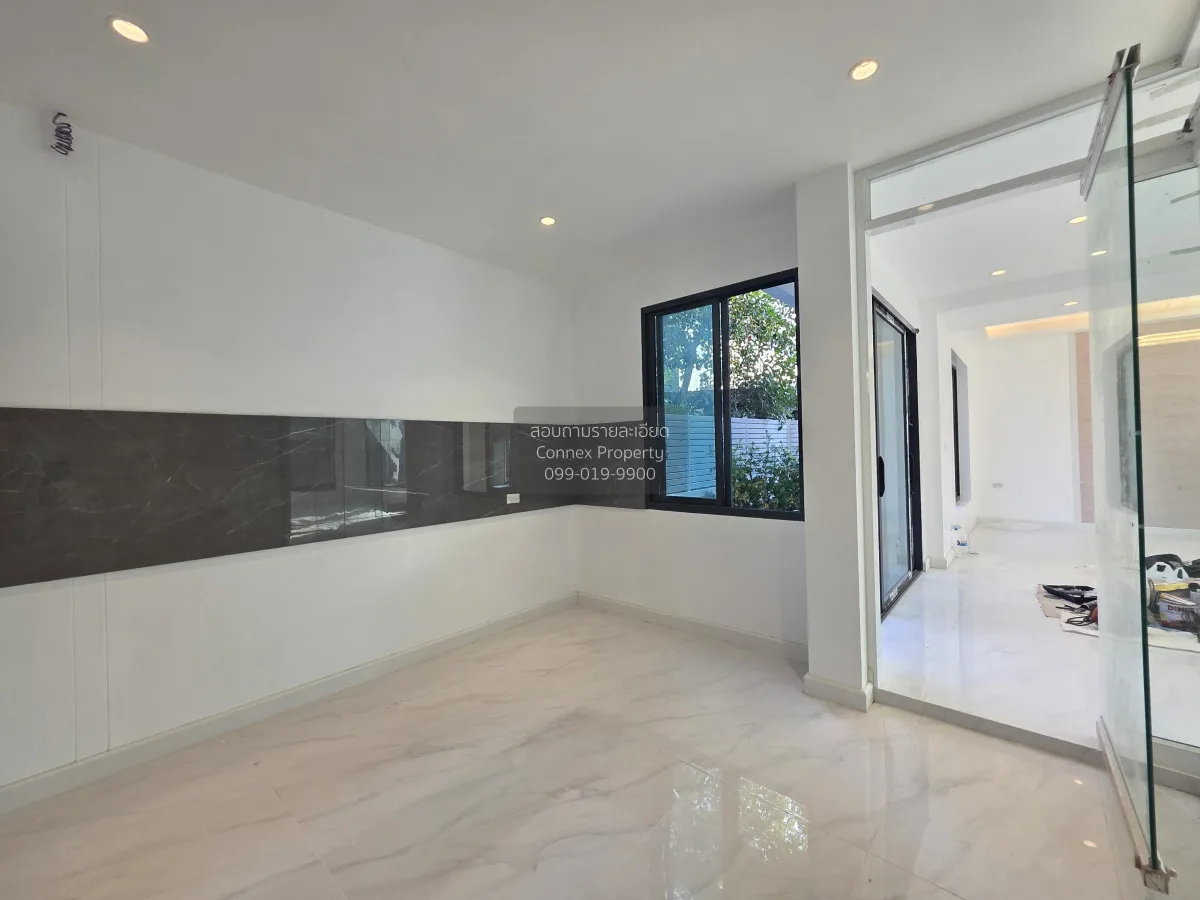 ขายบ้าน  ลัดดารมย์ ปิ่นเกล้า รีโนเวทใหม่ บางคูเวียง บางกรวย นนทบุ