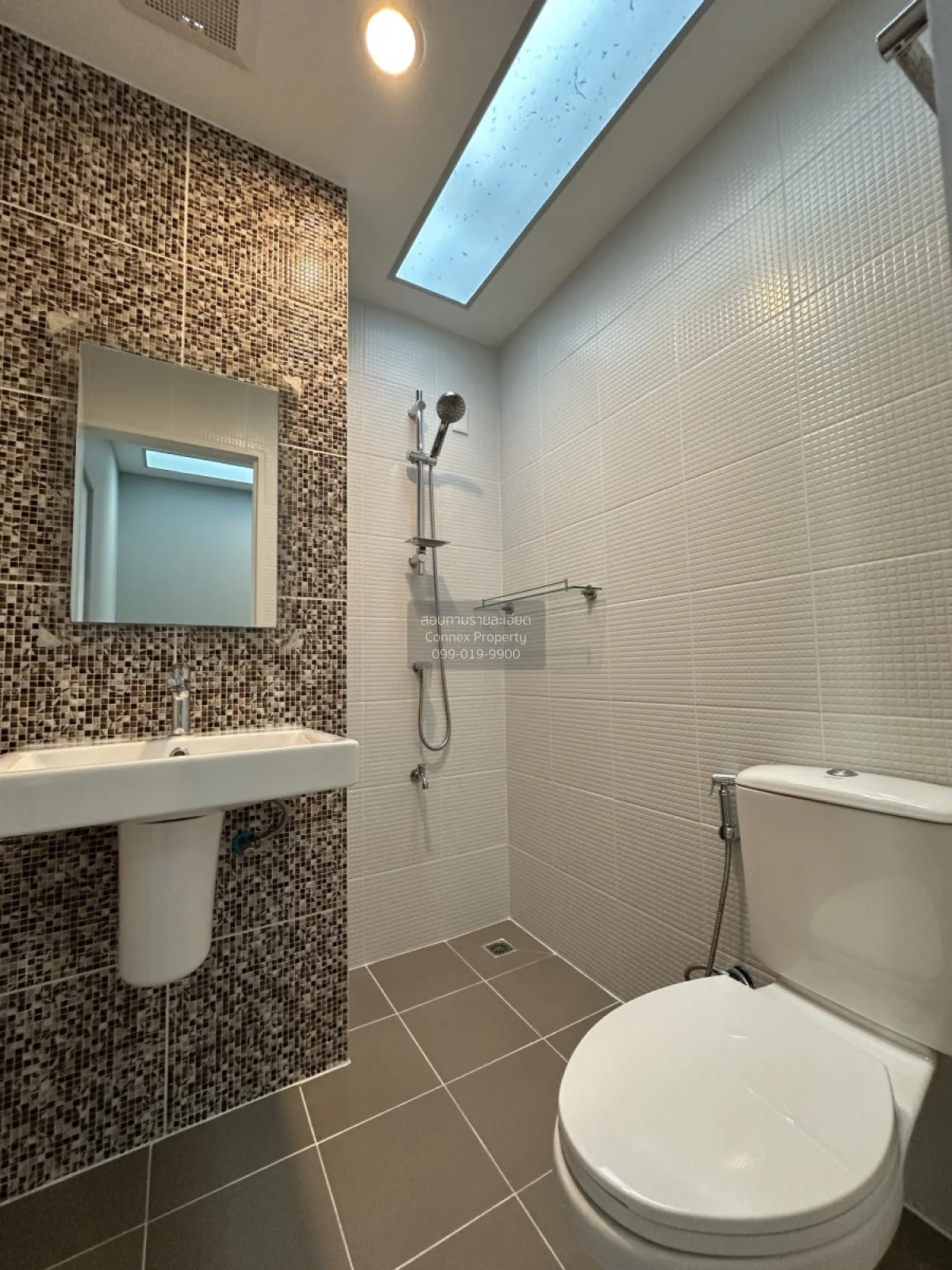 For Sale House , Siri Place Wongwaen - Lamlukka , Bueng Kham Phoi