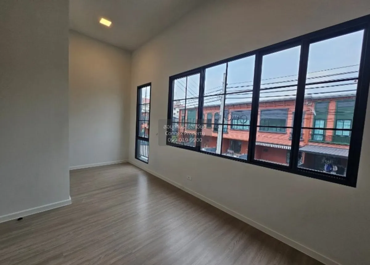 ขายทาวน์เฮ้าส์/ทาวน์โฮม  สิริ เพลส บางนา - เทพารักษ์ บางพลีใหญ่ บ