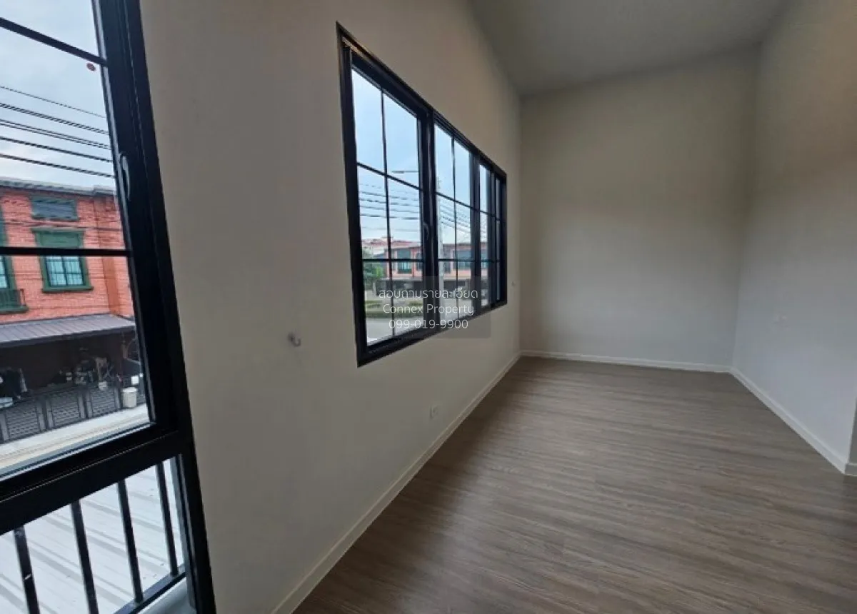 ขายทาวน์เฮ้าส์/ทาวน์โฮม  สิริ เพลส บางนา - เทพารักษ์ บางพลีใหญ่ บ