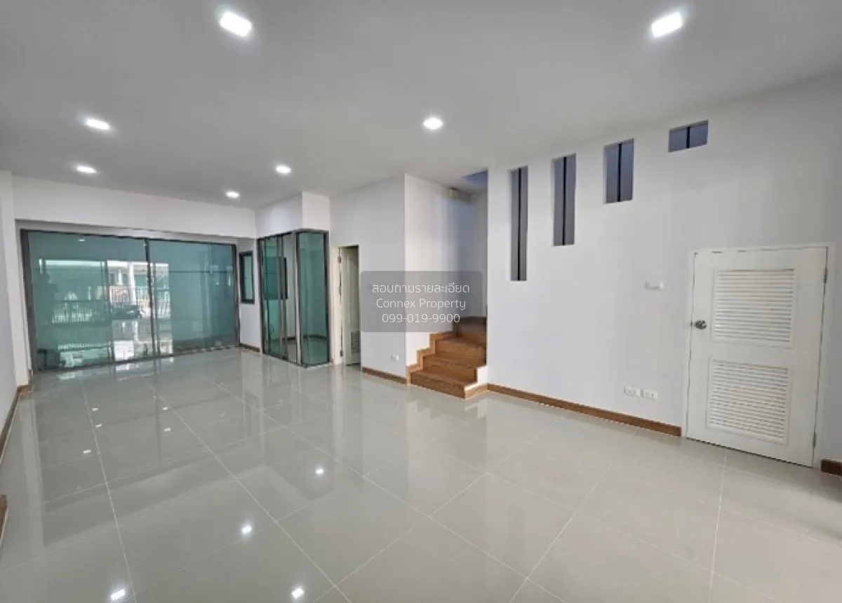 ขายทาวน์เฮ้าส์/ทาวน์โฮม  อีโค สเปซ เกษตร - นวมินทร์ คลองกุ่ม เขต  4