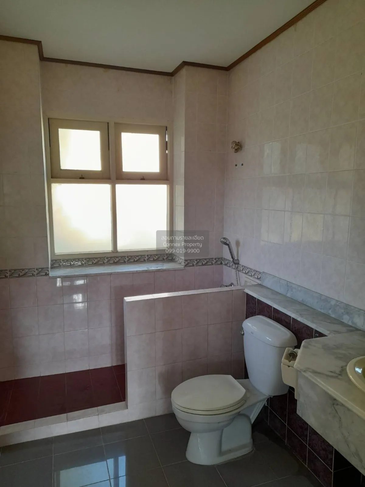 ขายบ้าน  ลัดดารมย์ ปิ่นเกล้า รีโนเวทใหม่ บางคูเวียง บางกรวย นนทบุ