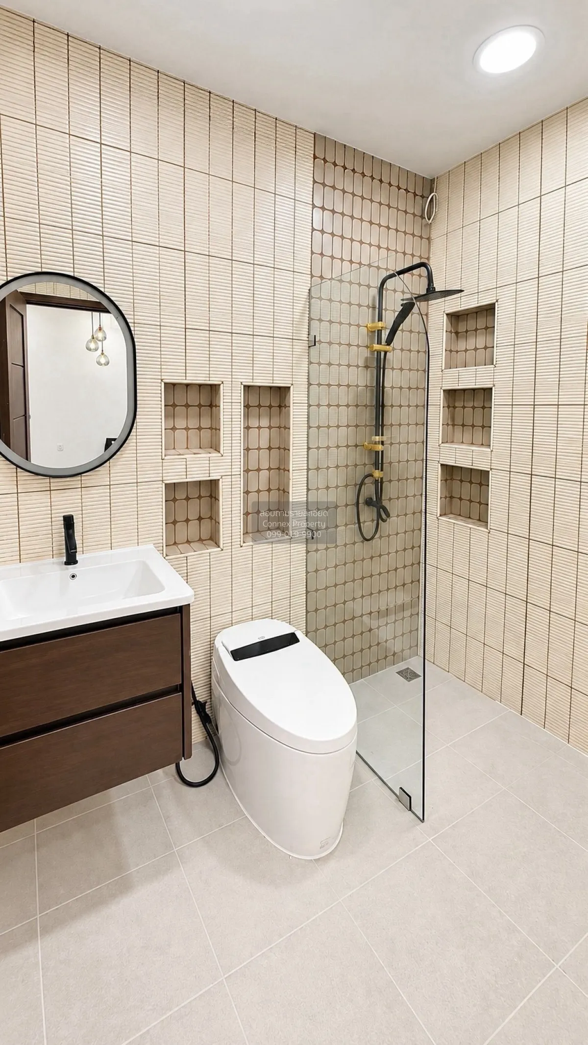 For Sale Townhouse/Townhome  , Pornpailin 2 Ladprao 41/1 , newly 