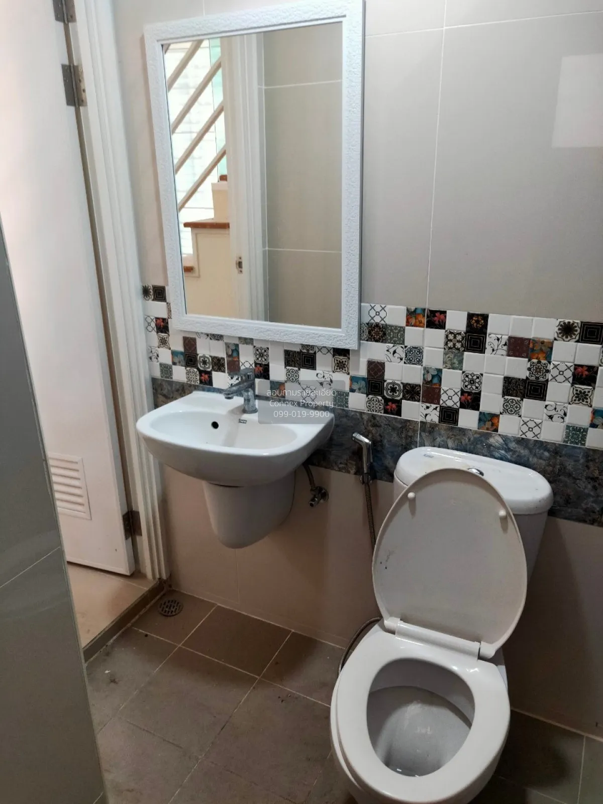 ขายทาวน์เฮ้าส์/ทาวน์โฮม  โกลเด้น ทาวน์ 2 ศรีนครินทร์ - สุขุมวิท บ