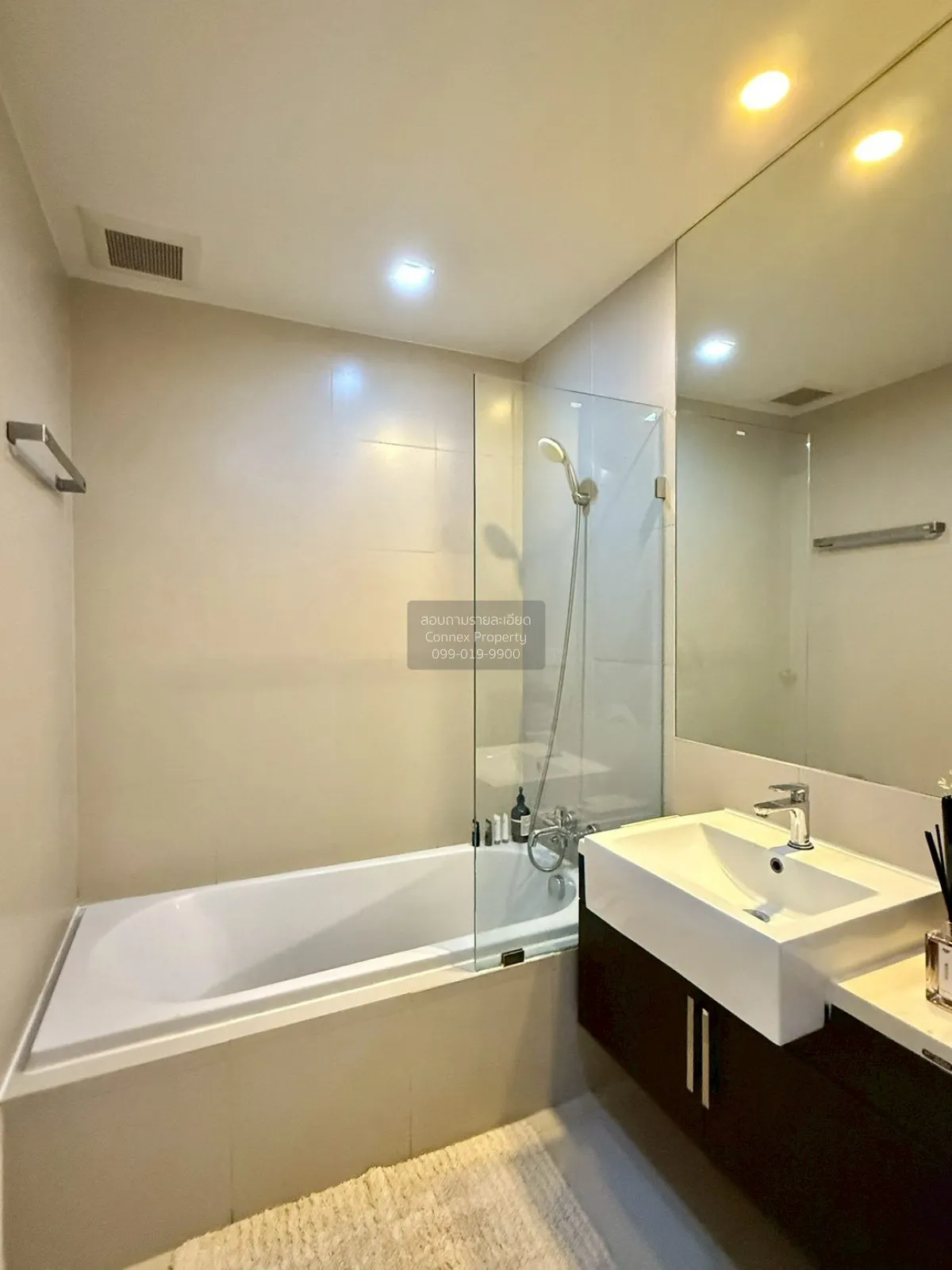 ขายคอนโด  โนเบิล โซโล ชั้นสูง BTS-ทองหล่อ คลองตันเหนือ เขต วัฒนา 