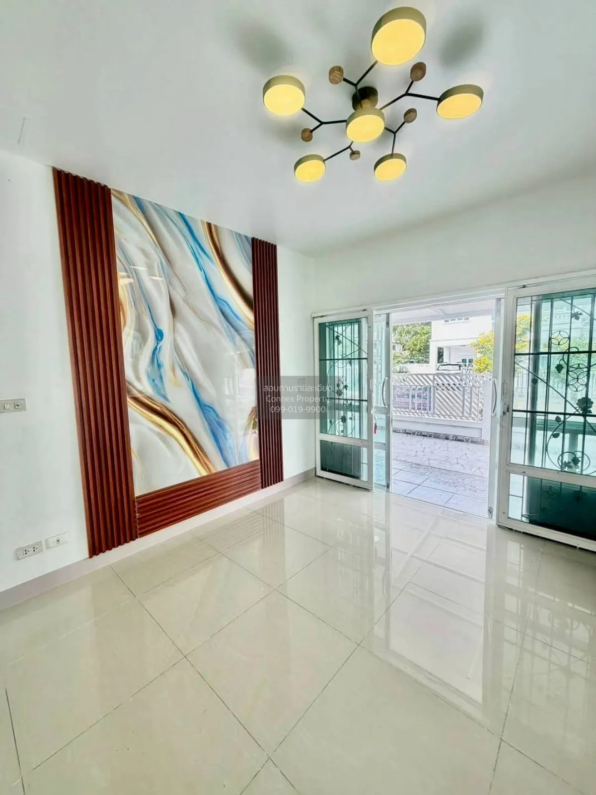 ขายบ้าน  บ้านปิยวรารมย์ 3 รีโนเวทใหม่ ไทรน้อย ไทรน้อย นนทบุรี CX-