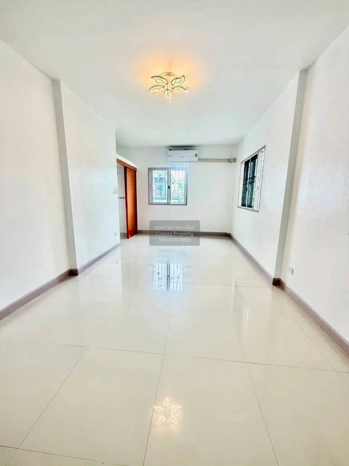 ขายบ้าน  บ้านปิยวรารมย์ 3 รีโนเวทใหม่ ไทรน้อย ไทรน้อย นนทบุรี CX-