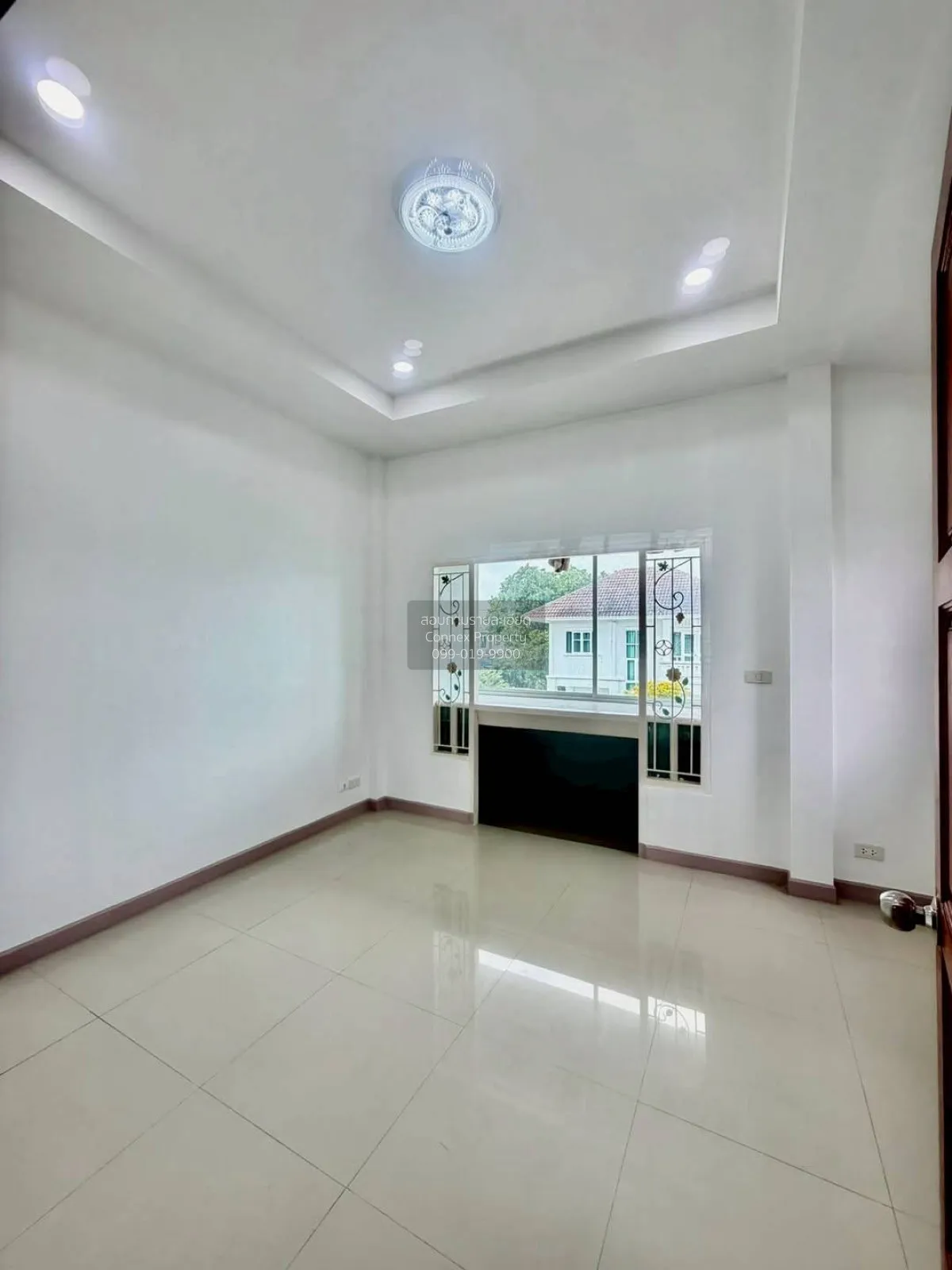 ขายบ้าน  บ้านปิยวรารมย์ 3 รีโนเวทใหม่ ไทรน้อย ไทรน้อย นนทบุรี CX-