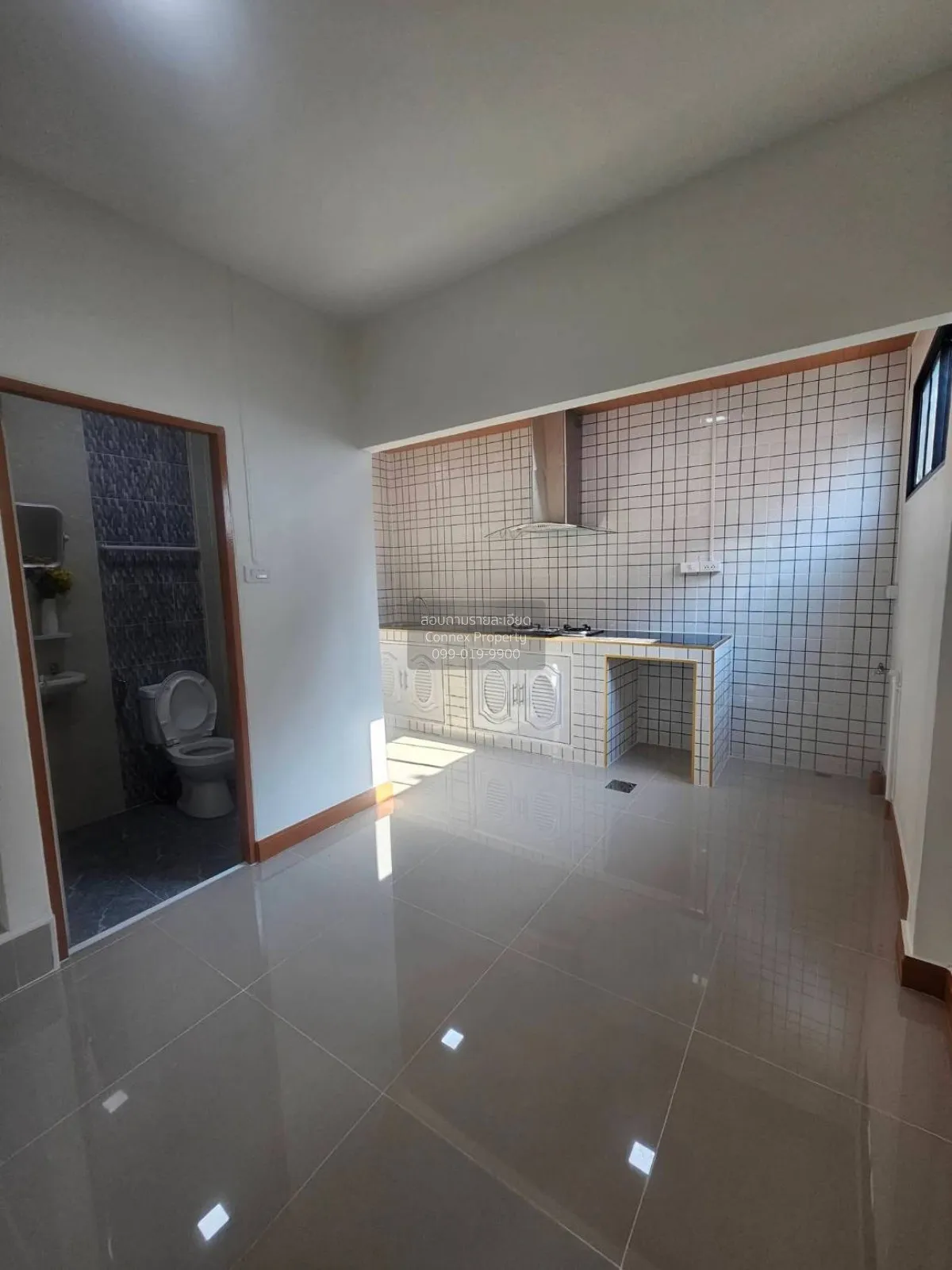 ขายทาวน์เฮ้าส์/ทาวน์โฮม  บ้านพนมนครวิลล์ รีโนเวทใหม่ BTS-มหาวิทยา