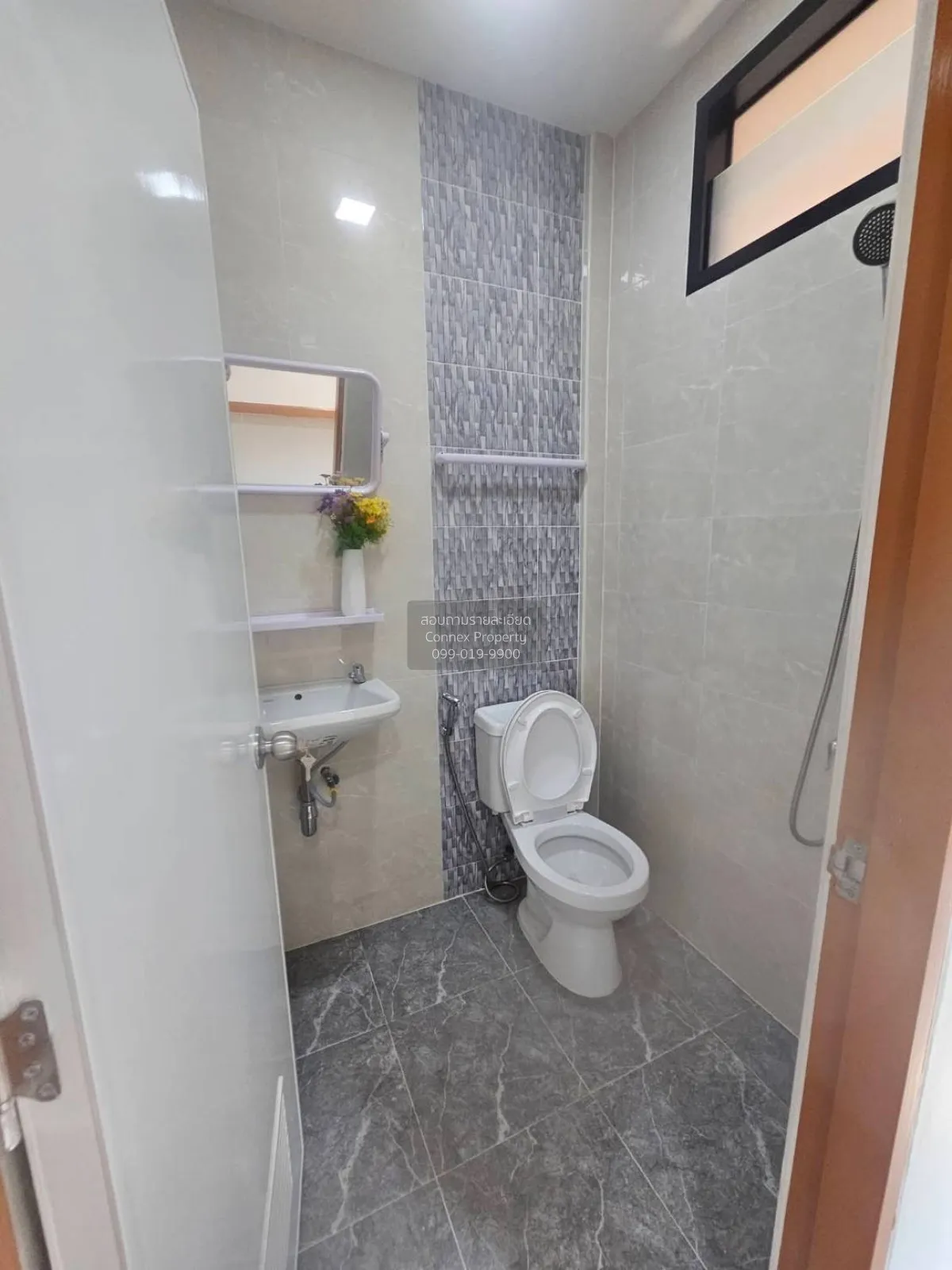 ขายทาวน์เฮ้าส์/ทาวน์โฮม  บ้านพนมนครวิลล์ รีโนเวทใหม่ BTS-มหาวิทยา