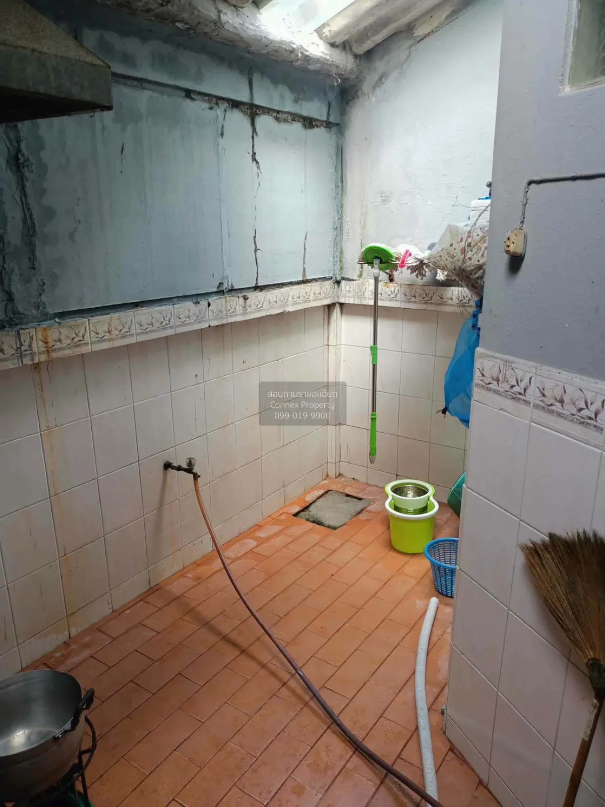 Two-story townhouse for sale in Warocha 7 Village, Bang Phriang,  4