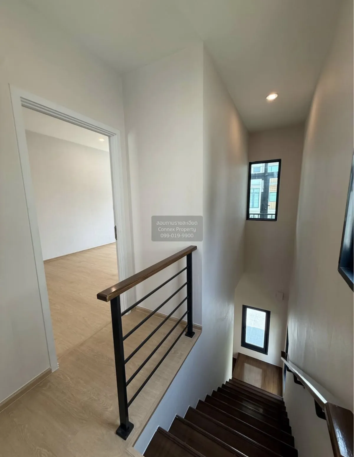 For Sale Townhouse/Townhome  , PLEX Onnut - Wongwaen , corner uni