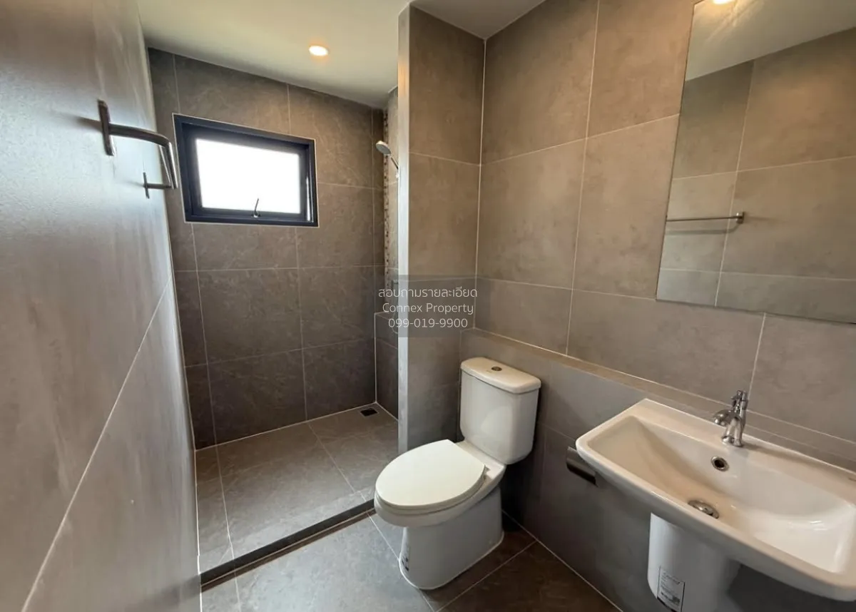 For Sale Townhouse/Townhome  , PLEX Onnut - Wongwaen , corner uni